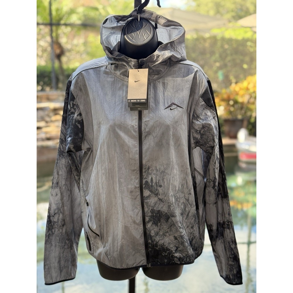 Nike Women's Trail Repel Running Jacket, Dri-FIT, Hooded, Lightweight (L)